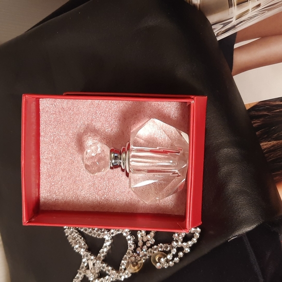 Vintage Perfume Bottle with Dauber NWT - Picture 5 of 5